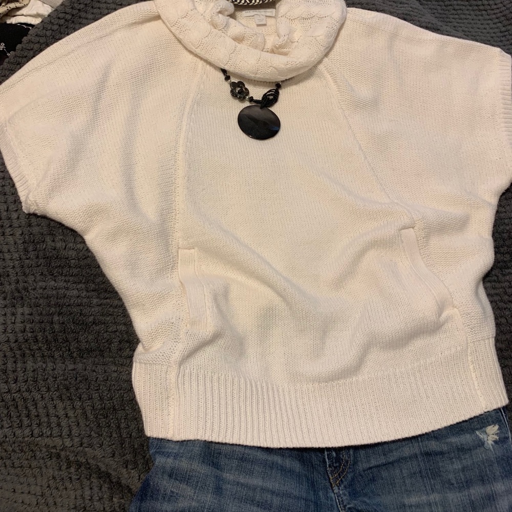 New York & Company Sweater